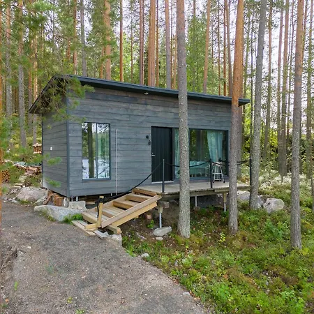 度假居 Private Quality Suite, Sauna & Lake Views *