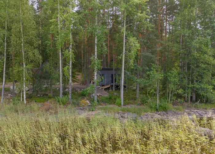 Private Quality Suite, Sauna & Lake Views